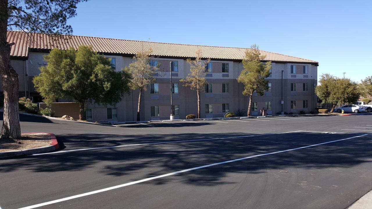 מלון Baymont By Wyndham Barstow Historic Route 66 מראה חיצוני תמונה